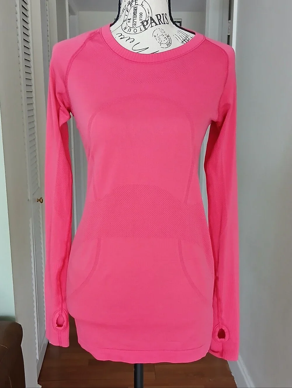 Lululemon Swiftly Tech Long Sleeve Crew